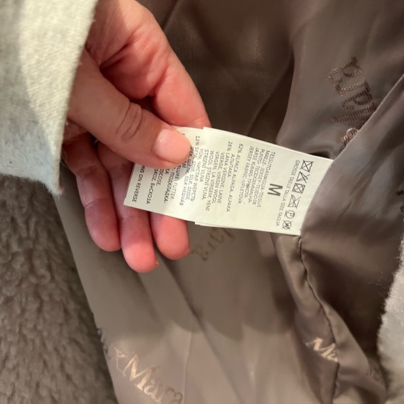 Brand new Max Mara Style Teddy Coat - Picture 5 of 5